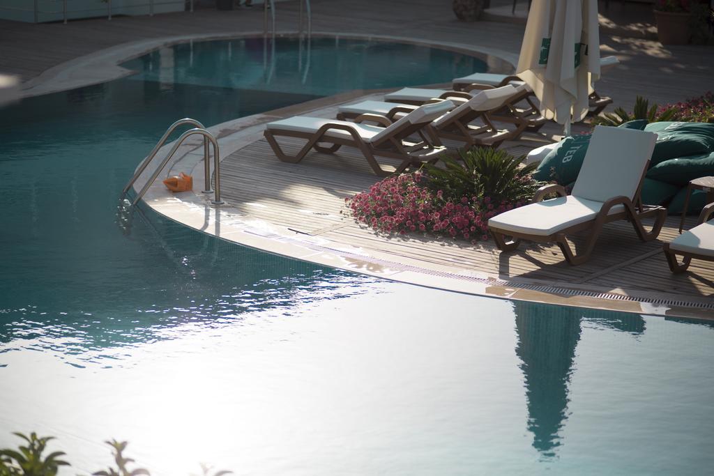 Genc Hotel Bodrum Esterno foto
