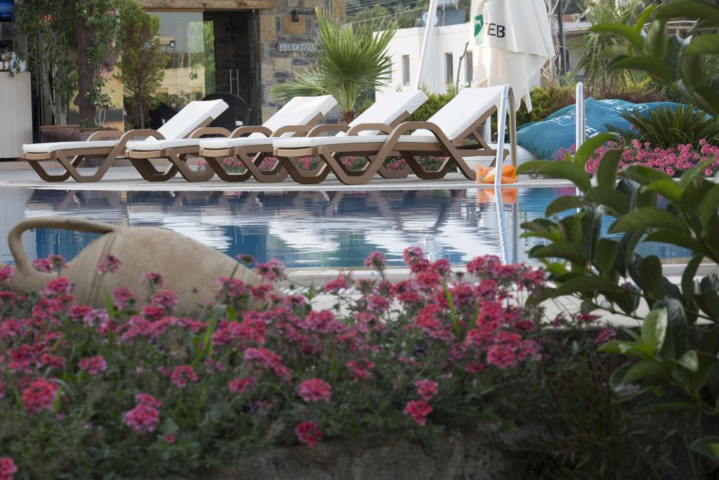 Genc Hotel Bodrum Esterno foto