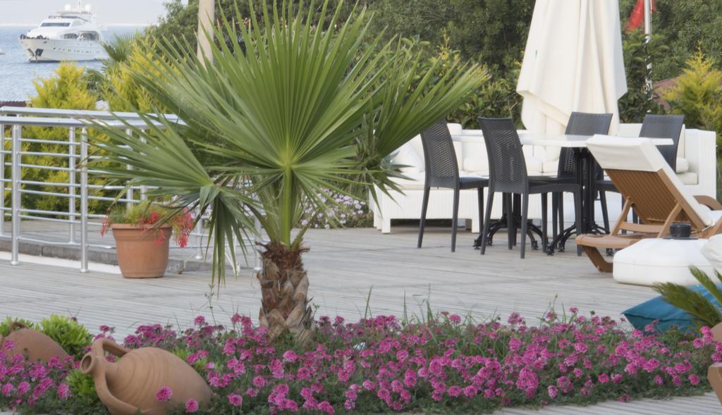 Genc Hotel Bodrum Esterno foto